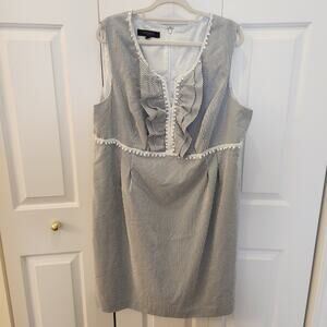 Nine West Seersucker dress Ruffle lace Sz 20W gray white bodycon sleeveless